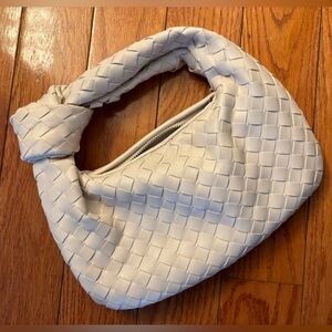 Kowloloo White Knotted Clutch PU Leather Handbag